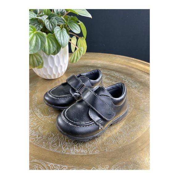 Wee Walkers Sneakers Faux Leather Hook & Loop Closure Grip Black Size 7 Toddler - Picture 1 of 7